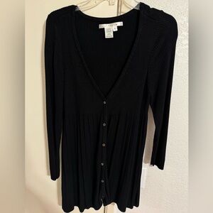 EUC Studio M Black Ribbed Button Up V Neck Pleated Jacket. Size XL.